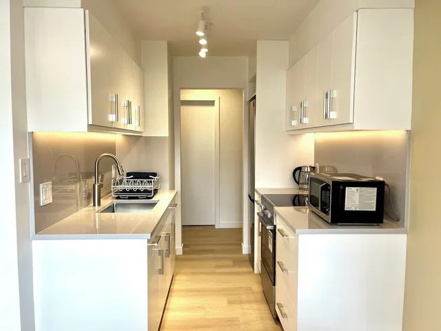 جناح بريميوم بغرفة نوم واحدة، English Bay Hotel 6/9