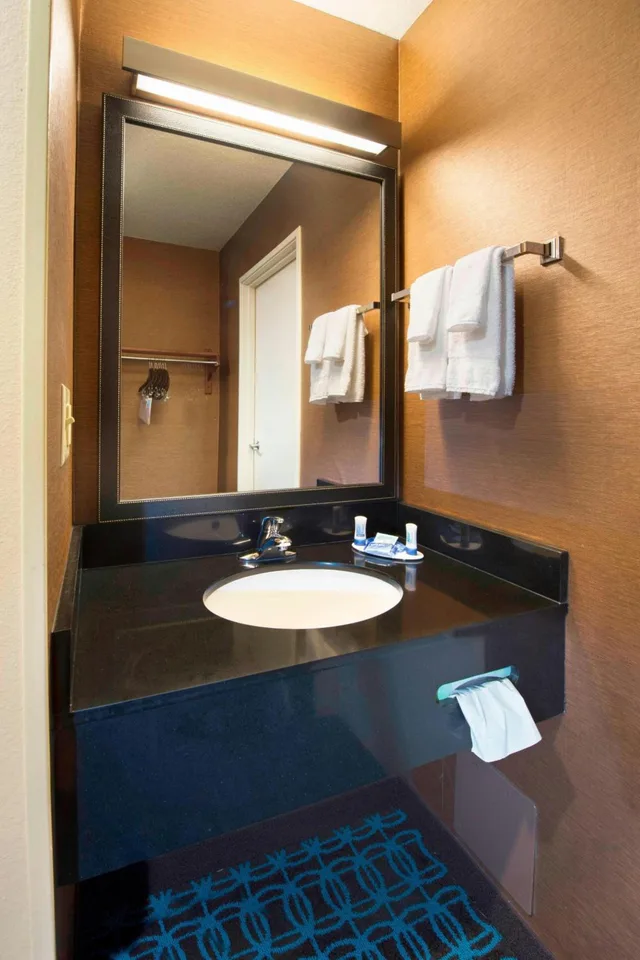 Room, King Bed, Large, Fairfield Inn By Marriott Huntsville 6/6