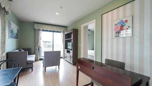غرفة ديلوكس بسرير كينج، DLUX Condominium 6/9