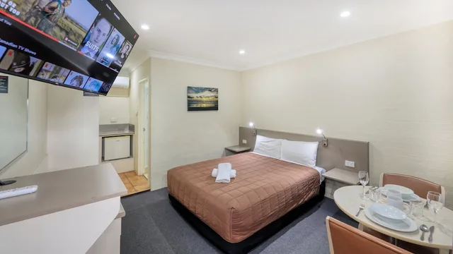 غرفة قياسية بسرير كوين، Sapphire City Motor Inn Inverell 8/10