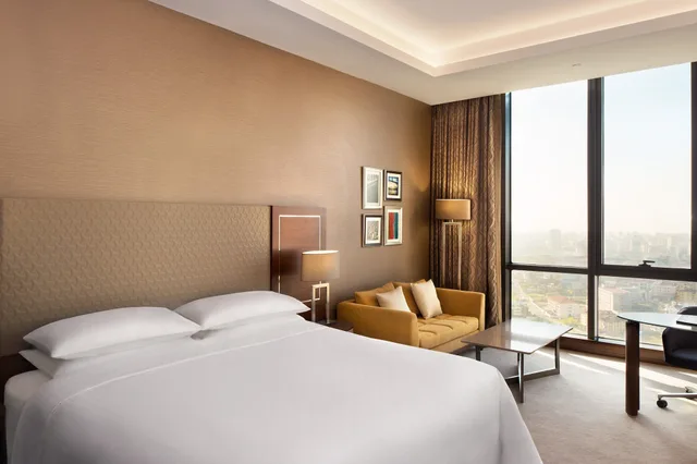 Deluxe, King Bed, Sheraton Grand Istanbul Atasehir 1/10