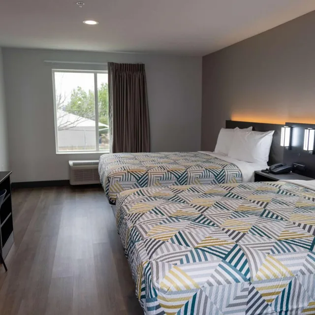 غرفة ديلوكس بسريرين كوين، Studio6 Fort Worth, TX - Lake Worth 1/2
