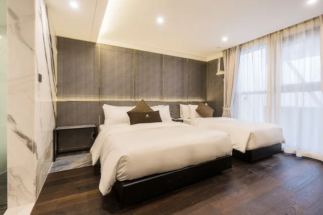 غرفة بسرير مزدوج وسرير فردي، Hotel The May Jongno 3/10