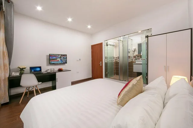 Superior, Queen Bed, No Window، Hanoi Aria Central Hotel & Spa 1/1