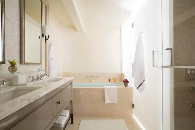 Suite, Patio, Hotel Bel Air 3/3
