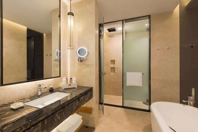 جناح فاخر بسرير كينج، Wyndham Yuelai 2/3