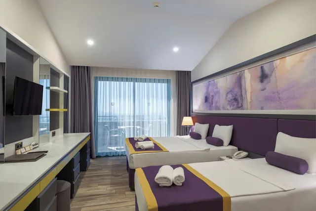 غرفة كلاسيكية بسرير مزدوج وسرير فردي، Campus Hill Hotel - All Inclusive 5/8