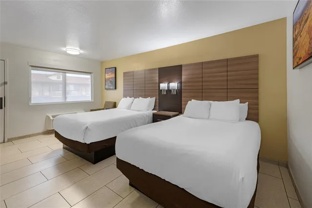 غرفة بسريرين كوين يُسمح فيها بالحيوانات الأليفة لذوي الإعاقة، Best Western Santa Rosa Inn 7/10