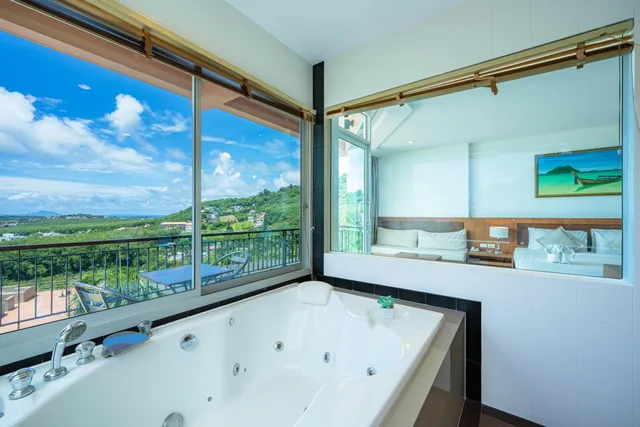 جناح بسرير كينج بإطلالة على البحر، The View Rawada Phuket 7/10