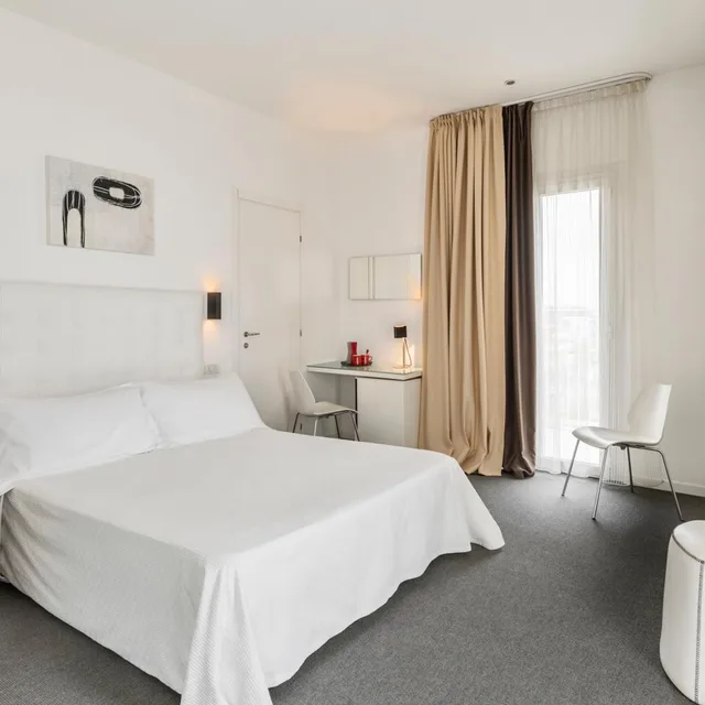 Family, Sea Front، Hotel Fedora 4/9