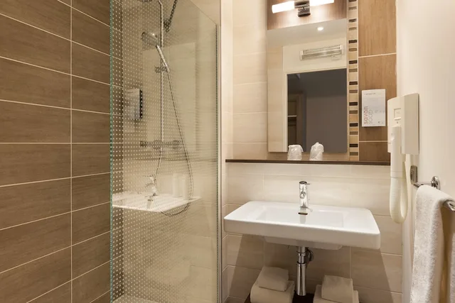 Standard, Twin Beds, Hotel Campanile Metz Nord - Talange 7/10