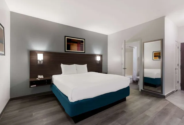 Efficiency, King Bed، MainStay Suites Extended Stay Hotel Casa Grande 2/4