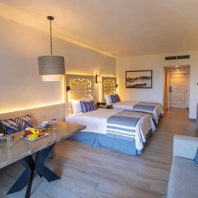 Junior Suite, Pueblo Bonito Mazatlan 4/10