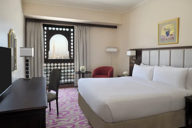 غرفة بريميوم بسرير كينج بإطلالة على الحرم، دار الإيمان إنتركونتنينتال(Intercontinental Madinah Dar Al Iman) 5/6