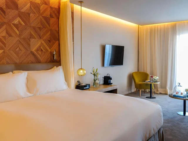 غرفة سوبيريور بسرير كينج، Sofitel Marrakech Palais Imperial and Spa 1/8