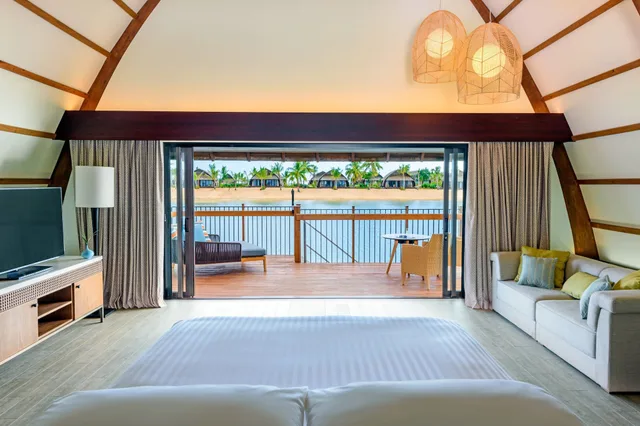 Overwater, Bure, Villa, King Bed, Adult Only, Balcony، Fiji Marriott Resort Momi Bay 2/3