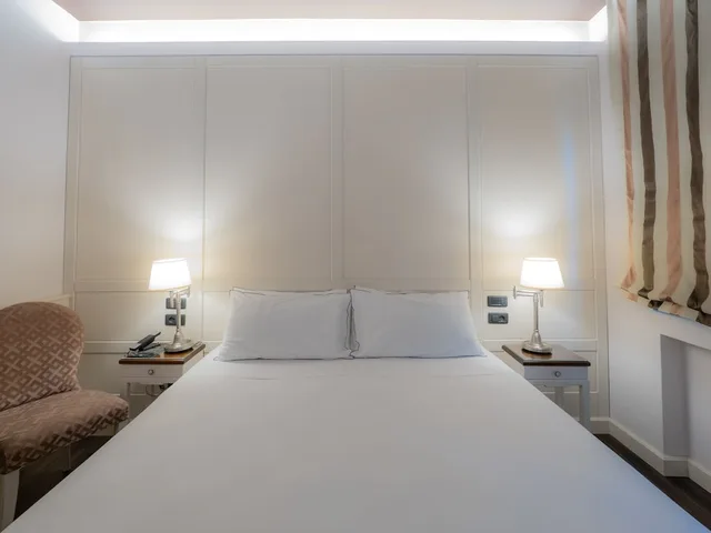 غرفة قياسية بسرير كينج، Glam Boutique Hotel Bw Premier Collection 5/10