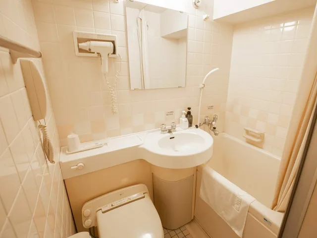 غرفة كبيرة مفردة بسرير مزدوج في المبنى الرئيسي للمدخنين، Hotel Castle Inn Suzuka 3/3
