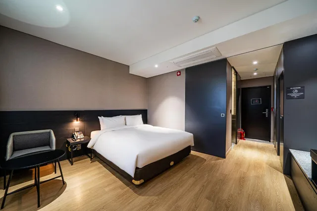 غرفة قياسية بسرير مزدوج، Rivertain Hotel Gyeongju 7/10