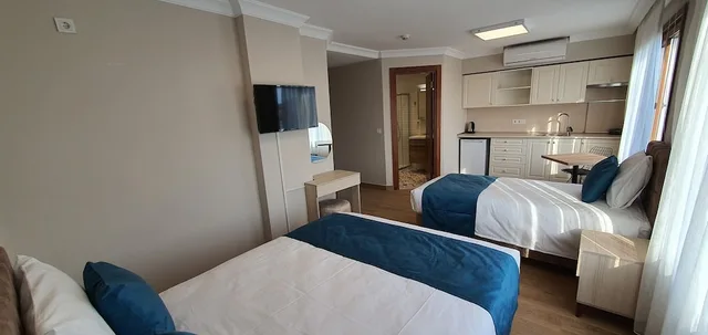 Adjoining, Family, Studio, 2 Queen and Twin Beds, Annex، Sur Hotel 4/10
