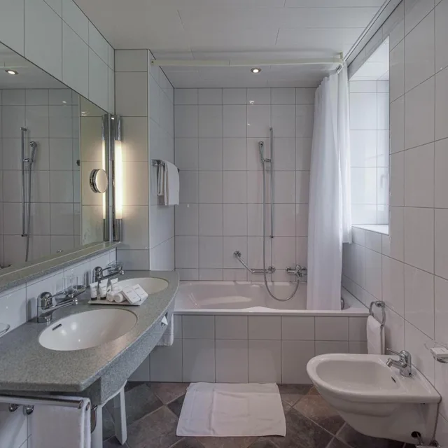 غرفة كلاسيكية بسرير مزدوج بشرفة، Cresta Palace 4/4