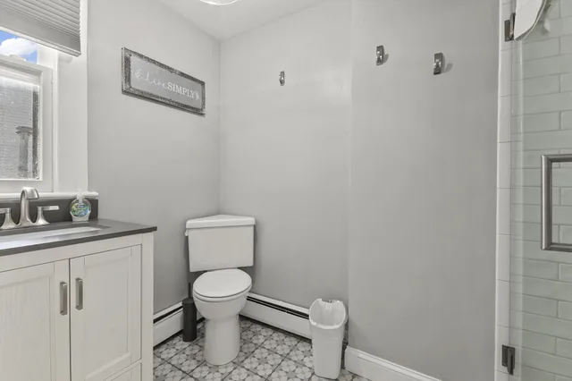 Sunny, Standard, Double Bed, Corner، The Inn at Ocean Grove 3/6