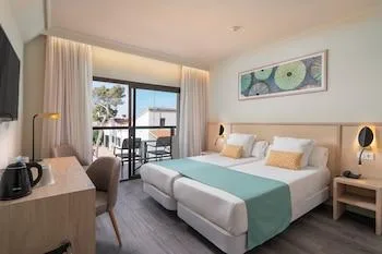 غرفة بشرفة مفردة بسرير مزدوج، AluaSoul Palma Hotel - Adults only 1/2