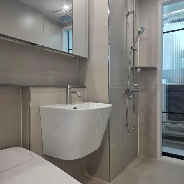 غرفة ثلاثية بإطلالة على الجبل، TRAVELUS Myeongdong 7/8