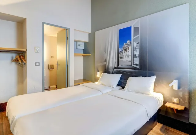 غرفة بسريرين منفصلين، B&B Hotel Dijon Marsannay 5/6