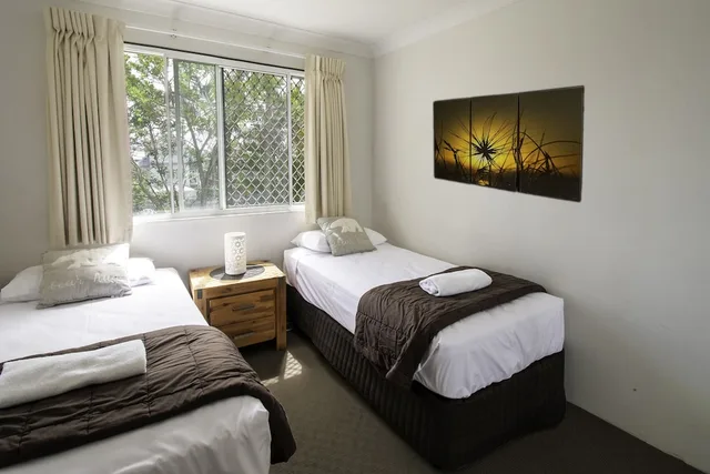 شقة بسرير كوين وسريرين منفصلين بغرفتي نوم، Key Largo Apartments 7/10