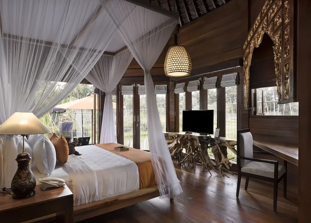 1 Bedroom, Hill, Signature, Villa, Single, King and Queen Bed, Sofa, Private Pool، Green Field Resort 1/1