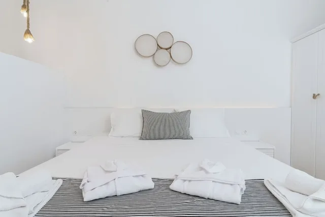 Premium, Double Bed, Shared Pool، Mr & Mrs White Corfu 2/3