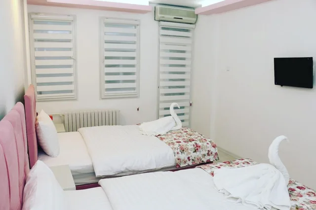 غرفة قياسية بسريرين منفصلين، Suw Hotel 1/5