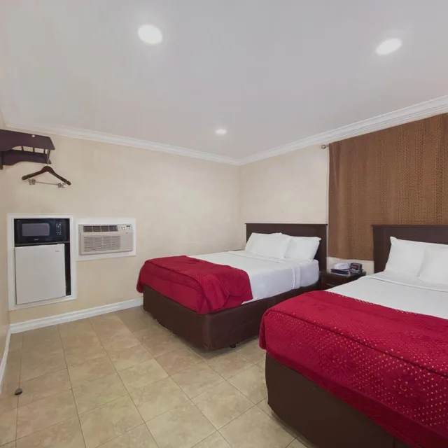 Room, 2 Double Beds, Nite Inn 5/10