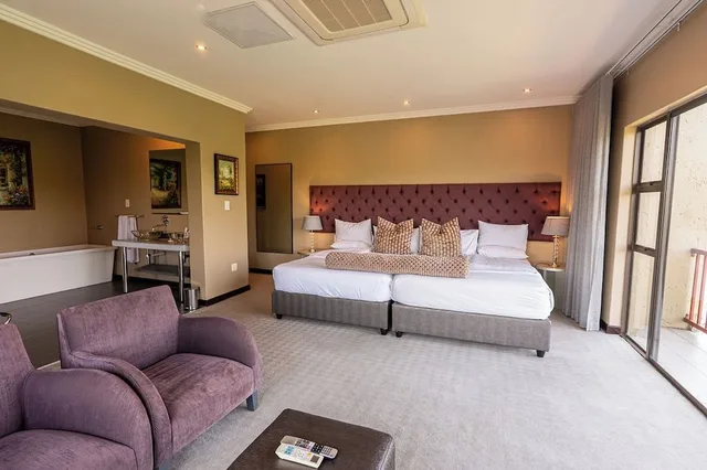 Deluxe, 2 King Beds, Lake View, St Andrews Signature Hotel Spa 6/10