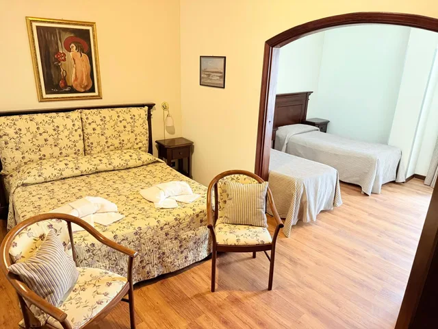 غرفة عائلية بشرفة، Hotel Archimede Ortigia 2/5