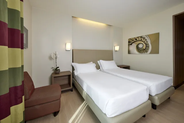 غرفة قياسية بسريرين منفصلين، Blu Hotel Brixia Formerly Best Western Brescia Est 2/3