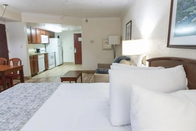استوديو أساسي بسرير كينج بمطبخ صغير، Best Western Plus Atlantic City West Extended Stay And Suites 2/10