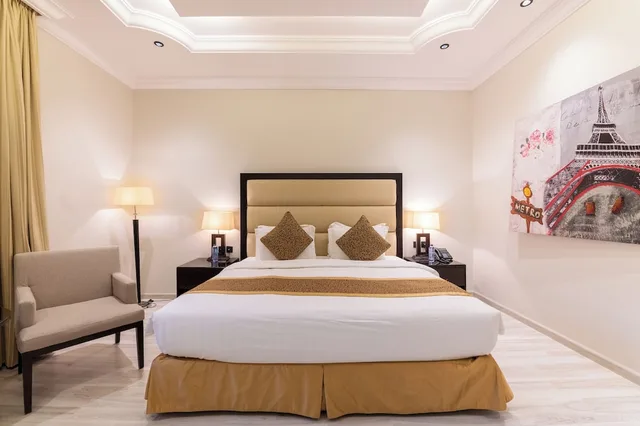 فيلا ديلوكس بسرير كينج وسريرين فرديين بـ3 غرف نوم، منتجع واحة ميرال الطائف(Meral Oasis Resort Taif) 1/10