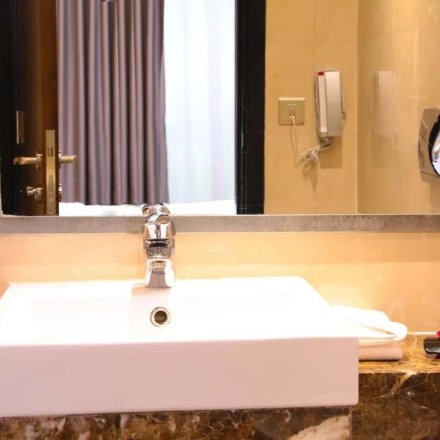 جناح بسرير مزدوج بـ3 غرف نوم، Number One Tower Suites 9/10