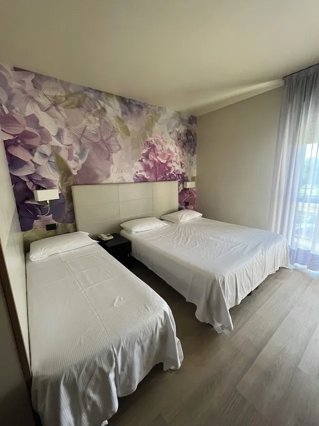 غرفة كومفورت ثلاثية، HOTEL PARIGI 2 2/5