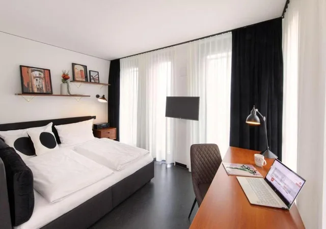 شقة بسرير كينج، The Spot Serviced Apartments 2/2