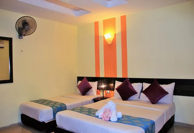 Family, No Window، Sun Inns Hotel Kopkastam Kelana Jaya 1/3