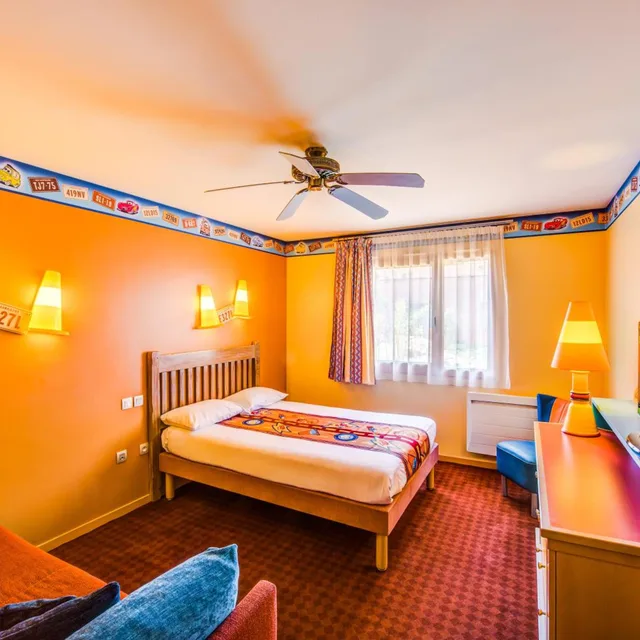 Cars, Standard, Double Bed، Disneys Hotel Santa Fe 1/5
