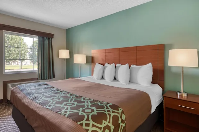 غرفة قياسية بسرير كينج لذوي الإعاقة، Surestay Hotel By Best Western Bowling Green North 3/5