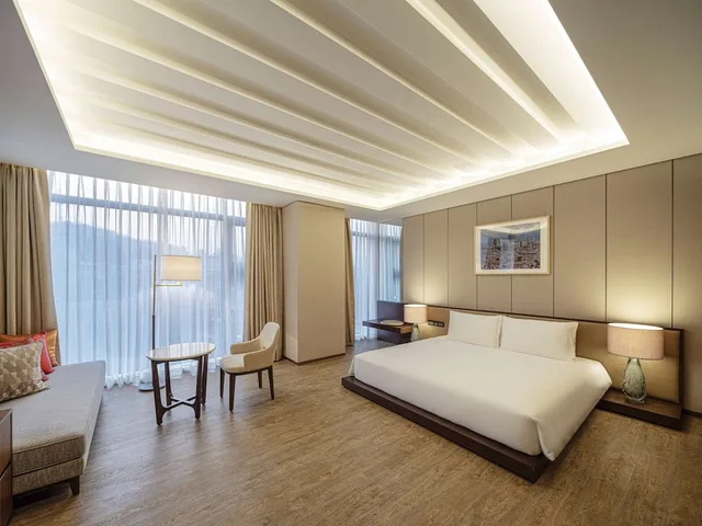 Namsan, King Bed, The Ambassador Seoul - A Pullman Hotel 1/5