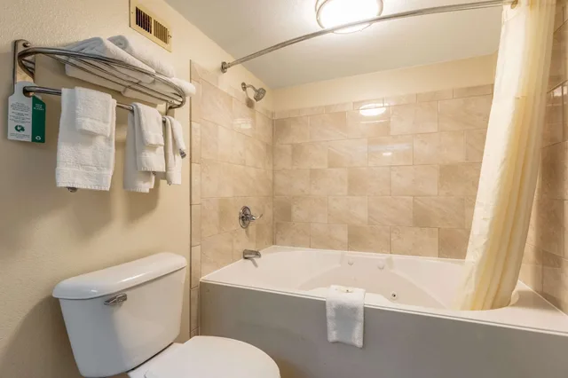 Standard, 2 Queen Beds, Smoking, Quality Inn Southaven - Memphis South 4/4