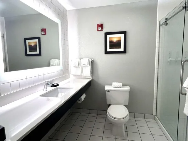Suite, King Bed, Best Western Erie Inn & Suites 5/5