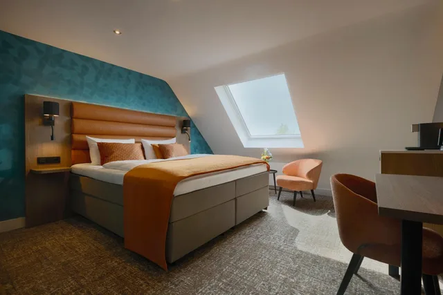 غرفة قياسية بسرير كوين، Van der Valk Hotel Gladbeck 2/3