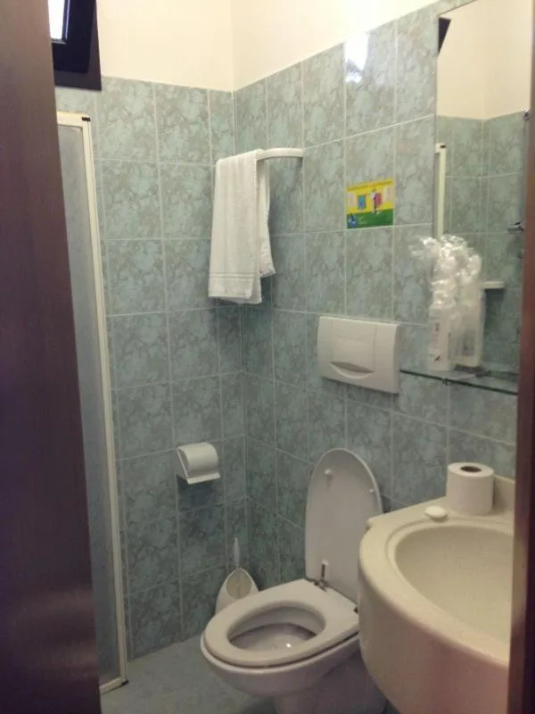 غرفة مفردة بشرفة، Hotel Harry's 2/2